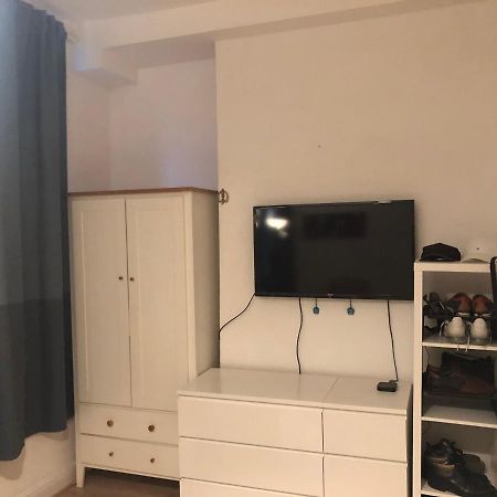 Studio Flat London Finchley Rd Nw11 Exteriör bild